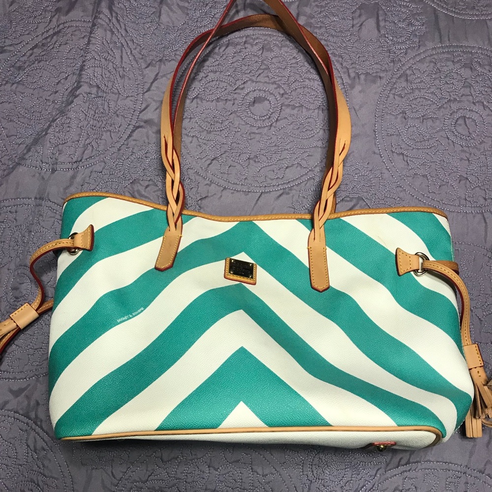 Dooney & Bourke Tote